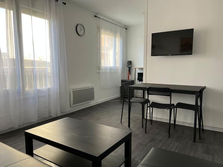 Centre Ville - Wifi Fibre Gratuit - Jergweloh - Le Romain Кан Екстериор снимка